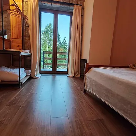 Hotel Nikol *