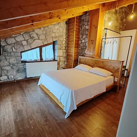 Nikol Hotel *